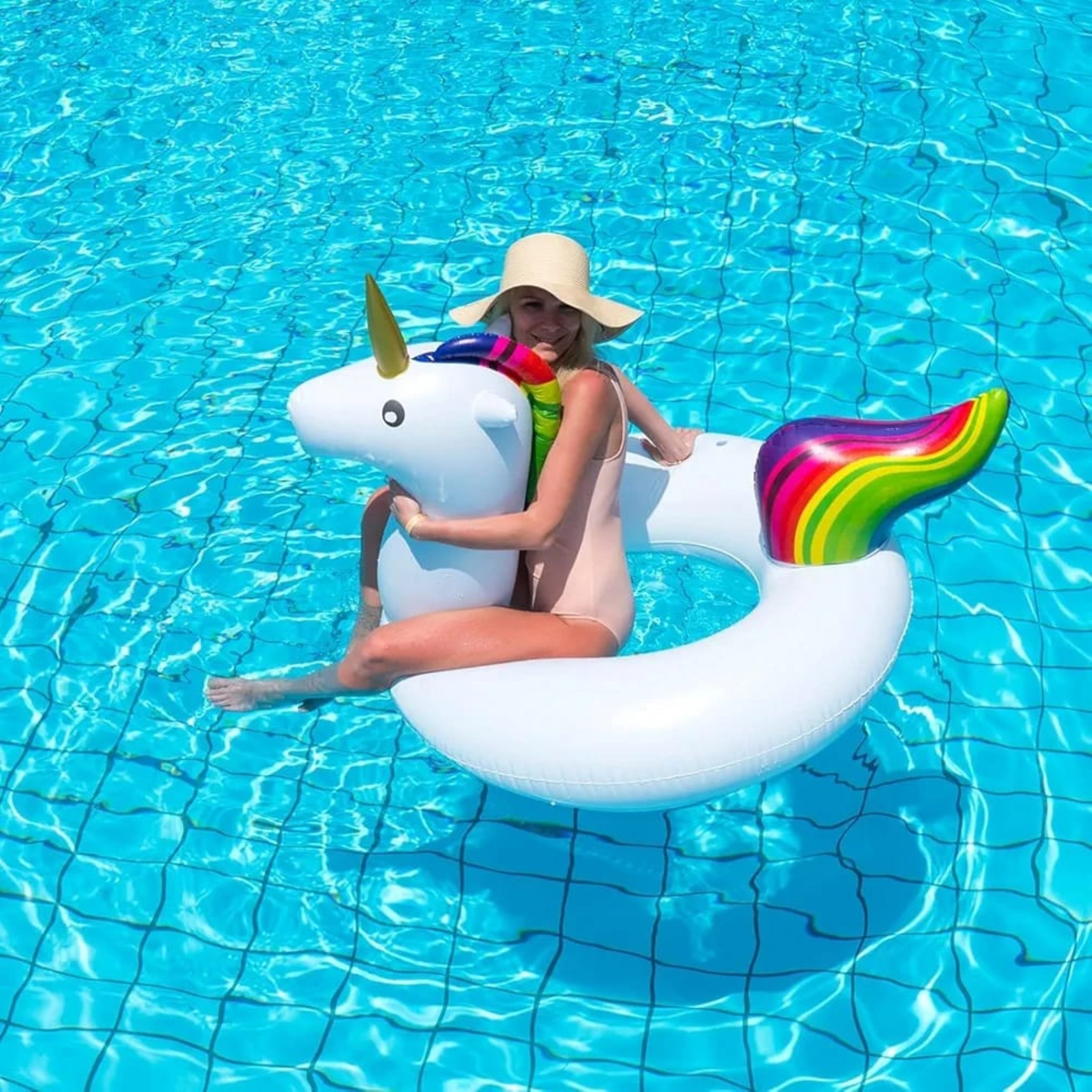 Giant Unicorn Pool Float, Inflatable Unicorn Pool Float Swimming Ring for Adults Summer Beach Pool Inflatable Floats Party (175cm*120cm) My Store